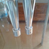 N.2 terminali per bastoni tende