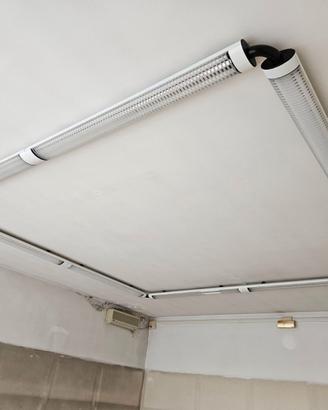 Luci neon soffitto negozio con struttura 4x4m