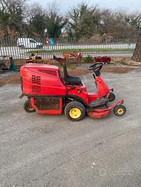 Trattorino tagliaerba