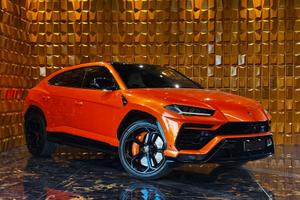 Lamborghini Urus 4.0 V8 650CV Akrapovic 4WS carboc