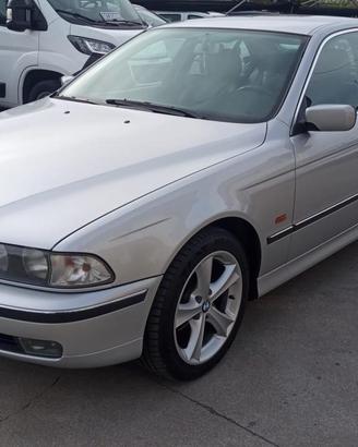 BMW 520 i 24V cat Futura