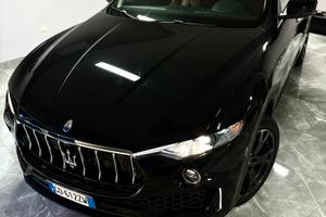 MASERATI LEVANTE GRANLUSSO TAGLIANDI UFFICIALI