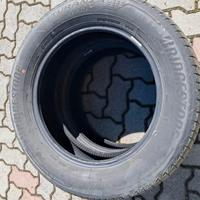 
4 Gomme Estive 215/60 R17 - Coppia Continental + 