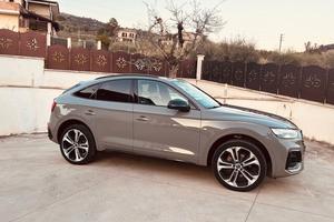 Audi Q5 SPORTBACK 40 TDI 204 CV S-LINE BLACK LINE 