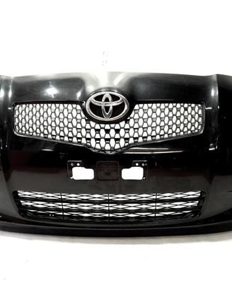 PARAURTI ANTERIORE COMPLETO TOYOTA Yaris Serie 521