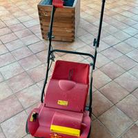 Arieggiatore elettrico per prato Wolf Garten