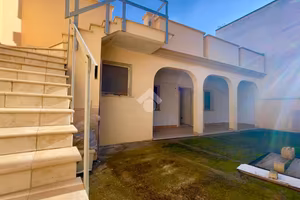 CASA INDIPENDENTE A UGENTO