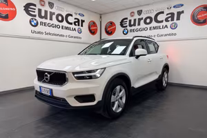 Volvo XC40 1.5 T2 Geartronic Momentum Core Neopate