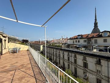 QUADRILOCALE CON 60MQ DI TERRAZZO E VISTA PANORAMI
