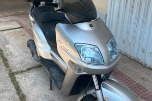 Yamaha XC 300 Versity