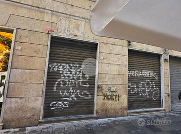 NEGOZIO A GENOVA
