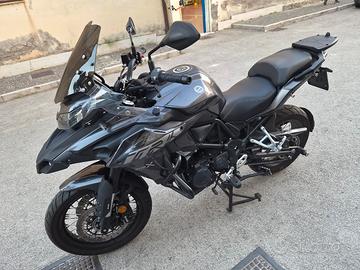 Benelli TRK 502X