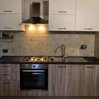 Parete Cucina + Colonna Dispensa