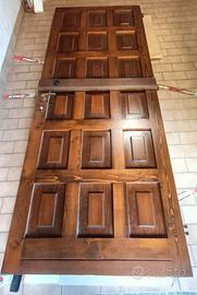 Porta legno massello con serratura orizzontale