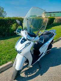  Honda SH 125i 