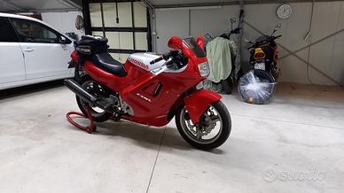 Honda CBR 600  F 88