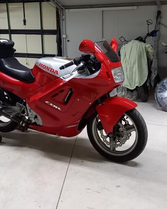 Honda CBR 600  F 88