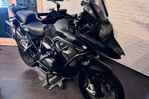 BMW R 1250 GS triple black