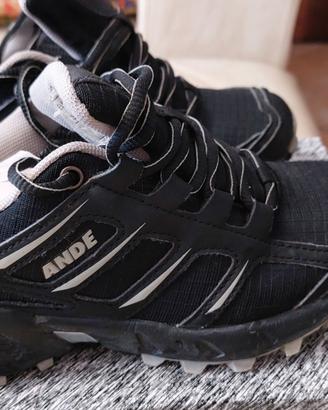 Scarpa bambino da trekking