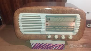 Radio a valvole DINAPHON D/320 (anno 1955)