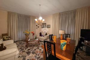 2 LOCALI A SANTERAMO IN COLLE