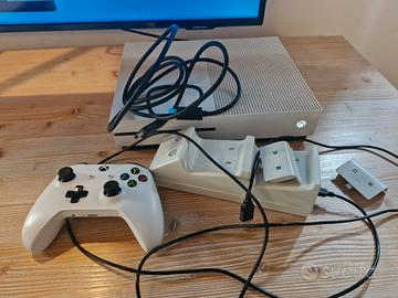 xbox one s 1tb +FIFA17