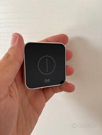 Eve button