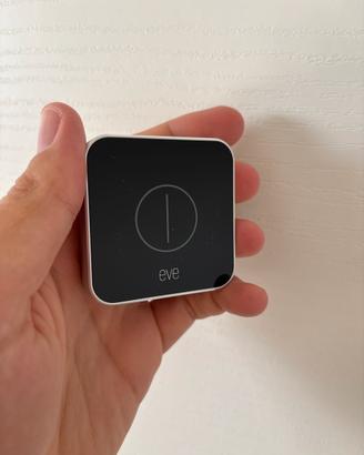 Eve button