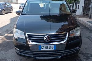 volkswagen touran 2010