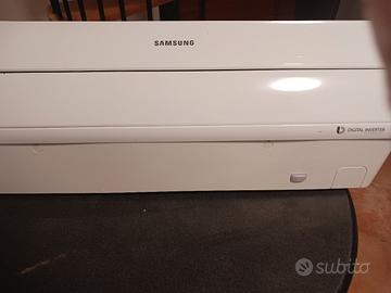 Condizionatore motore Samsung con 3 split.