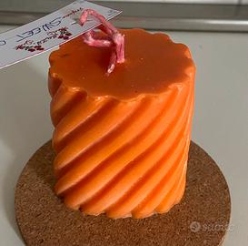 Candela cilindro irregolare arancione