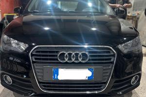 AUDI  A1