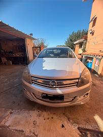 Opel astra gtc