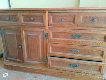 Mobile Credenza