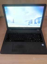 Notebook HP,i5,4gb ddr4,nvme 256gb,LEGGERE B