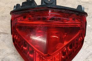 Faro posteriore HONDA CB1000R