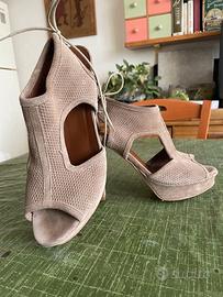 Sandali alti scamosciati