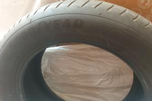 4 gomme goodyear R18