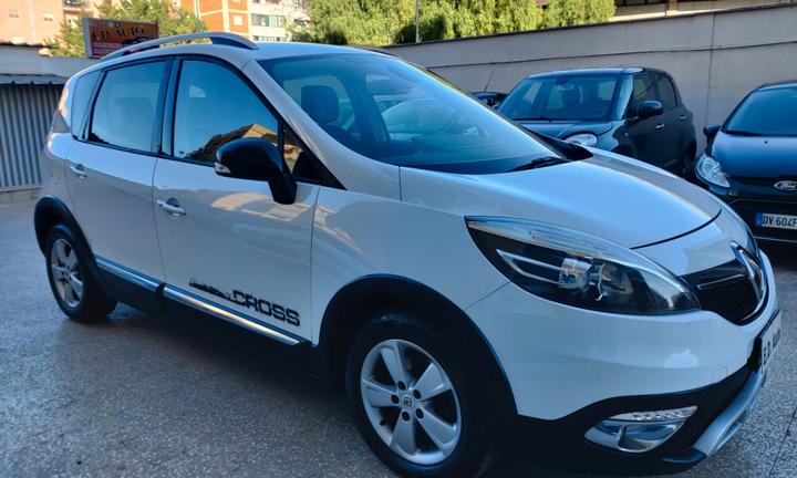 Renault Scénic XMod Cross 1.5 Diesel