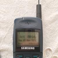 Samsung SGH 2100 cellulare vintage