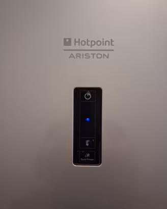 - HIGH DEFINITION COOLING. SI FROST FRIGO