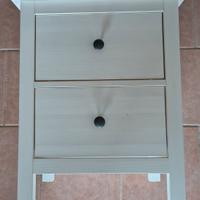 comodino hemnes 