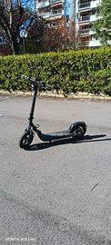Monopattino elettrico Egret X+