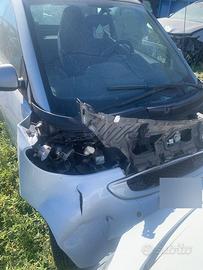 Smart Fortwo 451 1.0 MHD 52 kW incidentata/ricambi