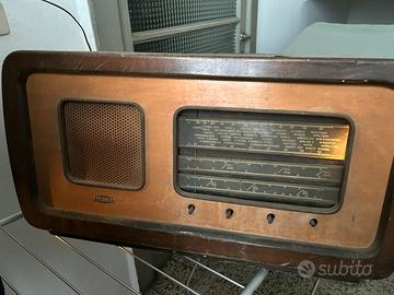 Radio d’epoca AURORA a valvole – funzionante