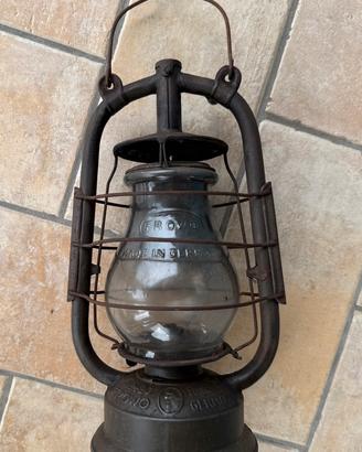 Lampada Frowo N 420 della seconda guerra mondiale