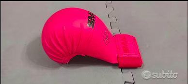 Guanti karate e parastinchi