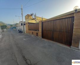 CARINI: IMMOBILE IN RESIDENCE CON ACCESSO AL MARE