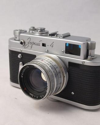 Fotocamera russa a telemetro Zorki 4 copia Leica