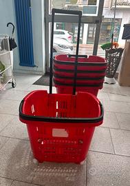 Cestino spesa con ruote